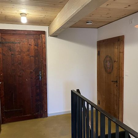 Mooi Stuv , Maisonettenwohnung , Gulfhof , Kachelofen ノルデン エクステリア 写真